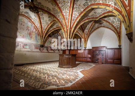 Burgkloster Innenraum - Teil des europäischen Hansemuseums - Lübeck, Deutschland Stockfoto