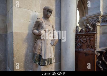 Statue des Heiligen Maurice im Inneren der Magdeburger Kathedrale - Magdeburg, Deutschland Stockfoto
