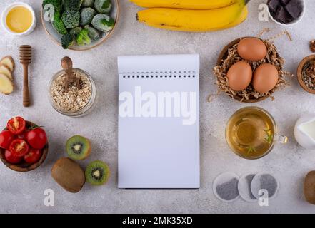 Sortiment von Produkten, die Melatonin enthalten Stockfoto