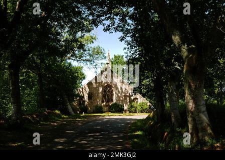 Chapelle de Notre-Dame de Tremalo, Christ jaune de Gaugin, Pont-Aven, Finistere, Bretagne, Bretagne, Frankreich, Europa Stockfoto