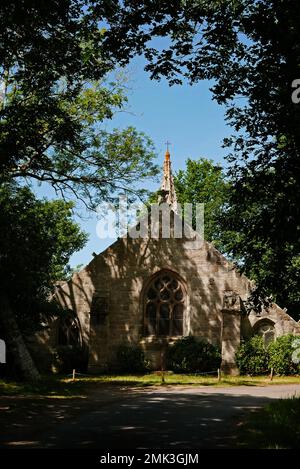 Chapelle de Notre-Dame de Tremalo, Christ jaune de Gaugin, Pont-Aven, Finistere, Bretagne, Bretagne, Frankreich, Europa Stockfoto