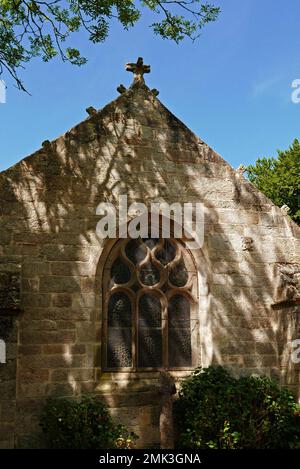 Chapelle de Notre-Dame de Tremalo, Christ jaune de Gaugin, Pont-Aven, Finistere, Bretagne, Bretagne, Frankreich, Europa Stockfoto