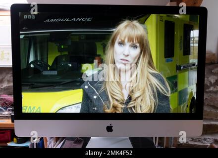 Stellvertretende Leiterin der Labour Party Angela Rayner MP, NHS Harlow Ambulance Station auf dem Computerbildschirm BBC News 27. Januar 2023 London Großbritannien Stockfoto