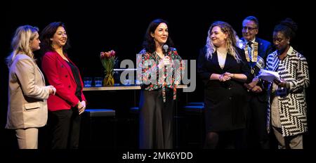 AMSTERDAM - Bürgermeisterin Femke Halsema anlässlich des 100. Jahrestags des Wohlfahrtsklubs Rotary Netherlands im International Theater Amsterdam. Der Rotary hat weltweit mehr als eine Million Mitglieder, die Niederlande haben etwa 16.000 Rotary-Mitglieder. Die Vereine sind hauptsächlich an Sozialprojekten beteiligt. ANP RAMON VAN FLYMEN niederlande raus - belgien raus Stockfoto