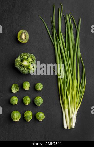 Brokkoli mit Schnittlauch rosenkohl. Hochauflösendes Foto Stockfoto