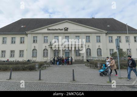 Alte Post, Bahnhofsplatz, Oranienburg, Oberhavel County, Brandenburg, Deutschland Stockfoto