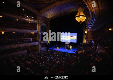 AMSTERDAM - die Feier des 100. Jubiläums des Wohlfahrtsklubs Rotary Netherlands im International Theater Amsterdam. Der Rotary hat weltweit mehr als eine Million Mitglieder, die Niederlande haben etwa 16.000 Rotary-Mitglieder. Die Vereine sind hauptsächlich an Sozialprojekten beteiligt. ANP RAMON VAN FLYMEN niederlande raus - belgien raus Stockfoto