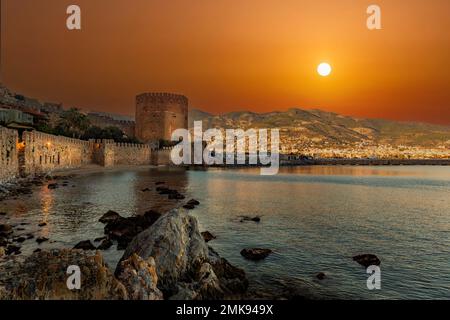 Roter Turm (Kizil Kule) in Alanya, Türkei. Stockfoto