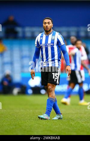 Hillsborough Stadium, Sheffield, England - 28. Januar 2023 Akin Famewo (15) of Sheffield Mittwoch - während des Spiels Sheffield Wednesday V Fleetwood Town, Emirates FA Cup, 2022/23, Hillsborough Stadium, Sheffield, England - 28. Januar 2023 Kredit: Arthur Haigh/WhiteRosePhotos/Alamy Live News Stockfoto