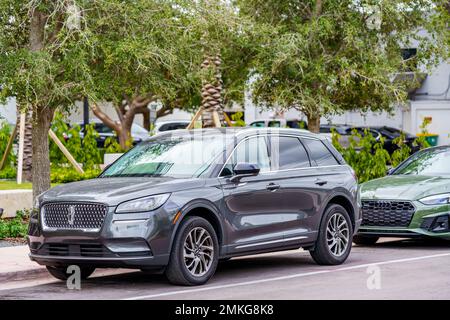 Coral Gables, FL, USA - 28. Januar 2023: Foto eines Lincoln Corsair SUV auf den Straßen Stockfoto