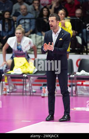 Cheftrainer Daniele Santarelli (Imoco Volley Conegliano) Stockfoto