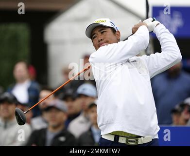 Hideki Matsuyama aus Japan schlägt in der letzten Runde des Farmers Insurance Open Golfturniers auf dem Torrey Pines Golf Course in San Diego, Kalifornien, am 28. Januar 2023 ab. (Kyodo)==Kyodo Foto via Credit: Newscom/Alamy Live News
