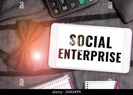 Textüberschrift für Social Enterprise. Konzeptfotogeschäft, das auf sozial verantwortliche Weise Geld verdient Stockfoto