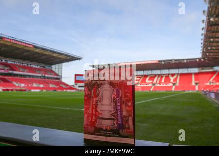 Stoke on Trent, Großbritannien. 29. Januar 2023. Das Programm für den Spieltag vor dem Emirates FA Cup, Spiel Stoke City vs Stevenage in der vierten Runde im bet365 Stadium, Stoke-on-Trent, Großbritannien, 29. Januar 2023 (Foto von Gareth Evans/News Images) in Stoke-on-Trent, Großbritannien, am 1./29. Januar 2023. (Foto: Gareth Evans/News Images/Sipa USA) Guthaben: SIPA USA/Alamy Live News Stockfoto