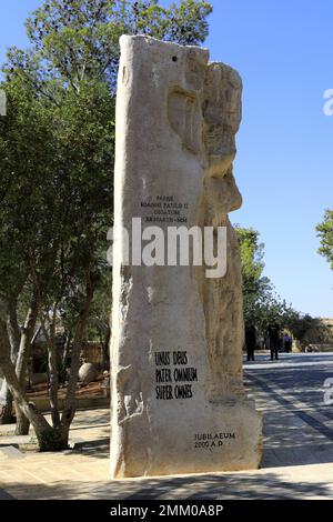 Das Buch der Liebe unter den Nationen Monument, Mount Nebo, Jordanien, Naher Osten Stockfoto