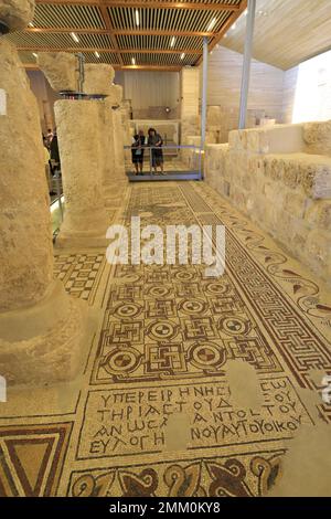 Mosaikboden in der Moses Memorial Church, Mount Nebo, Madaba Governorate, Jordanien, Naher Osten Stockfoto