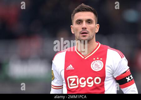 ROTTERDAM - Dusan Tadic von Ajax während des niederländischen Premier-League-Spiels zwischen sbv Excelsior und Ajax im Van Donge & De Roo Stadion am 29. Januar 2023 in Rotterdam, Niederlande. ANP GERRIT VAN KOLOLEN Stockfoto