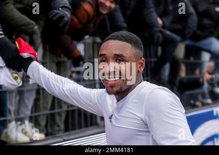 ROTTERDAM, NIEDERLANDE - JANUAR 29: Steven Bergwijn von Ajax feiert den Sieg beim niederländischen Eredivisie-Spiel zwischen Excelsior Rotterdam und Ajax am 29. Januar 2023 im Van Donge & De Roo Stadion in Rotterdam, Niederlande (Foto von Peter Lous/Orange Pictures) Stockfoto