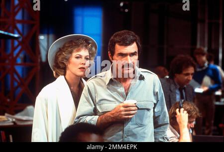 KATHLEEN TURNER und BURT REYNOLDS in UMSCHALTKANÄLEN (1988), Regie TED KOTCHEFF. Kredit: TRISTAR BILDER/Album Stockfoto