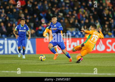 Getafe, Spanien. 28. Januar 2023. Carles Alena (Getafe) Fußball : spanisches Spiel "La Liga Santander" zwischen Getafe CF 0-1 Real Betis Balompie im Kolosseum Alfonso Perez in Getafe, Spanien . Kredit: Mutsu Kawamori/AFLO/Alamy Live News Stockfoto