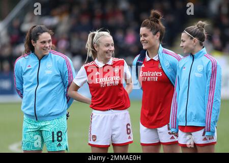 Borehamwood, Großbritannien. 29. Januar 2023. Leah Williamson von Arsenal Women vor dem Women's FA Cup 4. Round Match Between Arsenal Women and Leeds Utd Women am 29. Januar 2023 in Meadow Park, Borehamwood, England. Foto: Joshua Smith. Nur redaktionelle Verwendung, Lizenz für kommerzielle Verwendung erforderlich. Keine Verwendung bei Wetten, Spielen oder Veröffentlichungen von Clubs/Ligen/Spielern. Kredit: UK Sports Pics Ltd/Alamy Live News Stockfoto