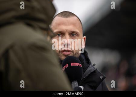 ROTTERDAM, NIEDERLANDE - JANUAR 29: John Heitinga, Interimsmanager von Ajax während des niederländischen Eredivisie-Spiels zwischen Excelsior Rotterdam und Ajax im Van Donge & De Roo-Stadion am 29. Januar 2022 in Rotterdam, Niederlande (Foto von Peter van der Klooster/Alamy Live News) Stockfoto