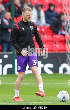 Stoke on Trent, Großbritannien. 29. Januar 2023. Max Clark #3 of Stevenage The Emirates FA Cup vierte Runde Spiel Stoke City vs Stevenage im bet365 Stadium, Stoke-on-Trent, Großbritannien, 29. Januar 2023 (Foto von Gareth Evans/News Images) in Stoke-on-Trent, Großbritannien, am 1./29. Januar 2023. (Foto: Gareth Evans/News Images/Sipa USA) Guthaben: SIPA USA/Alamy Live News Stockfoto