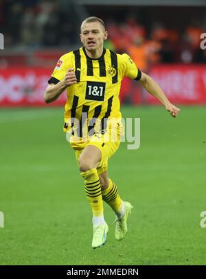 Leverkusen, Deutschland. 29. Januar 2023. Bundesliga, Matchday 18, Bayer 04 Leverkusen - Borussia Dortmund, Julian Ryerson (BVB) Kredit: Juergen Schwarz/Alamy Live News Stockfoto