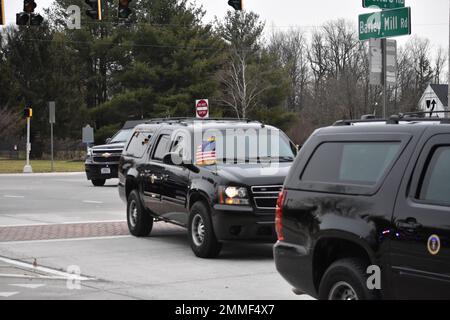 Wilmington, Delaware, USA. 29. Januar 2023. (NEU) US-Präsident und First Lady, Joe und Jill Biden treffen in Delaware ein. 29. Januar 2023, Wilmington, Delaware, USA: Der Präsident der Vereinigten Staaten Joe Biden und First Lady Jill Biden treffen am Sonntag (29) in Wilmington, Delaware, ein. Ihre Autokolonne reiste vom Luftwaffenstützpunkt Delaware und erreichte die Residenz am Nachmittag. (Kreditbild: © Kyle Mazza/TheNEWS2 via ZUMA Press Wire) NUR REDAKTIONELLE VERWENDUNG! Nicht für den kommerziellen GEBRAUCH! Stockfoto