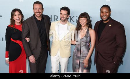 26. Januar 2023, Los Angeles, Kalifornien, USA: Christa Miller, Jason Segel, Michael Urie, Lukita Maxwell und Luke Tennie kommen zur â€˜Shrinkingâ€™ Los Angeles Premiere in der Directors Guild of America. (Kreditbild: © Lisa O'Connor/ZUMA Press Wire) NUR REDAKTIONELLE VERWENDUNG! Nicht für den kommerziellen GEBRAUCH! Stockfoto