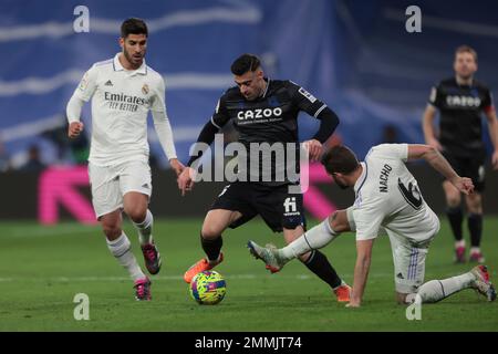 Madrid, Spanien. 29. Januar 2023. Madrid Spanien; 01.29.2023.- Real Sociedad Spieler Diego Rico (C). Real Madrid zog 0-0 gegen Real Sociedad in einem Spiel der spanischen Fußballliga 19, das im Stadion Santiago Bernabéu in der Hauptstadt des Königreichs Spanien gespielt wurde. Kredit: Juan Carlos Rojas/dpa/Alamy Live News Stockfoto