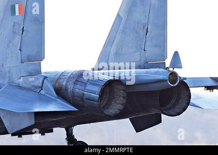 Die indische Luftwaffe Su-30 MKI Flanker trifft am 10. Januar 2023 zum ersten Mal am Hyakuri Air Base in der Präfektur Ibaraki in Japan ein. Kredit: AFLO/Alamy Live News Stockfoto