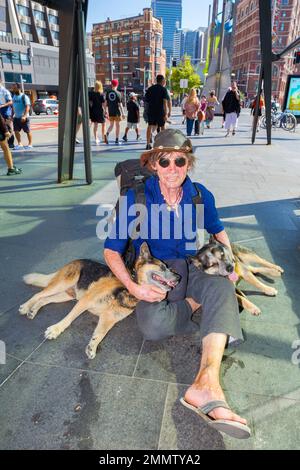 Da Australien seinen jährlichen Nationalfeiertag, den Australia Day, am 26. Januar jedes Jahres abhält, wird als Reaktion darauf ein indigener „Invasion Day“-Protest abgehalten. Stockfoto