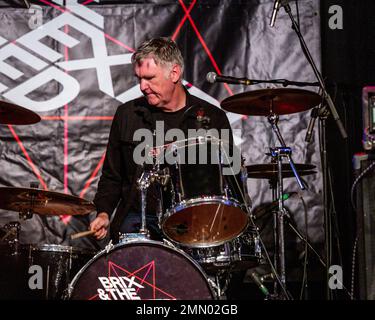 Paul Hanley. Brix & The Extricated im Colchester Arts Centre, Essex. 18. November 2018 Stockfoto