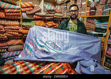 Nepal, Palpa District, Tansen, Palpali Weberei, Manager Anushesh Rayamajhi Stockfoto