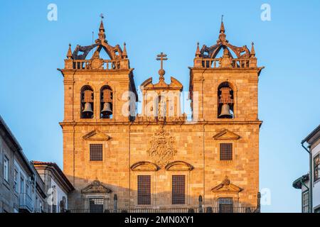 Portugal, Nordregion, Braga, Braga Kathedrale oder Sé de Braga (Ende des 11. Jahrhunderts), die älteste Kathedrale des Landes Stockfoto