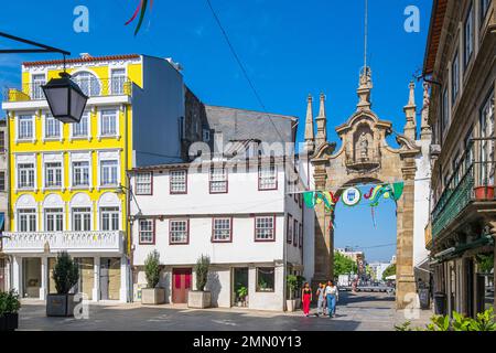 Portugal, nördliche Region, Braga, Arco da Porta Nova des 18. Jahrhunderts Stockfoto