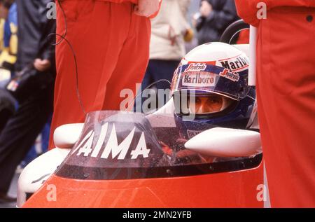 Alain Prost beim portugiesischen Grand Prix 1985 in Estoril 21/2/1985 Stockfoto