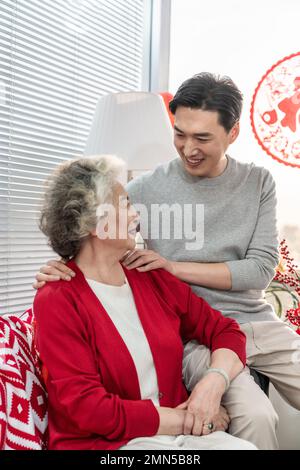 Glückliche Mutter und Sohn Stockfoto