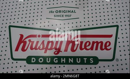 Januar 29 2023 - die ursprünglichen Krispy Kreme Doughnuts seit 1937 (krispy kreme Doughnuts Box) in Surrey, British Columbia, Kanada Stockfoto