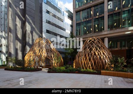 Draufsicht mit Weitwinkel, die die Situation mit starken Lichtreflexionen zeigt. Osnaburgh Pavilion in Regents Place, London, Großbritannien. Architekt: NEX, Stockfoto