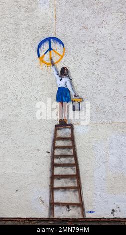 TVBOY Treppe zum Frieden in Bucha Ukraine Stockfoto