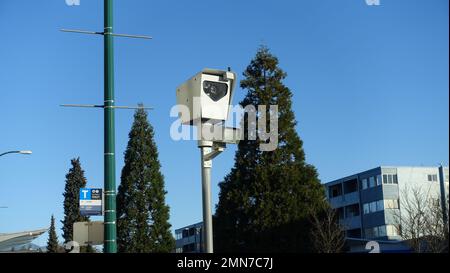 Januar 29 2023 - Radarkamera, Blitzsystem, Durchsetzung von Geschwindigkeitsbegrenzungen, Überwachung in Vancouver, British Columbia Kanada Stockfoto