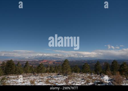 Blick vom Boulder Mountain in Utah in Richtung Capitol Reef National Park Stockfoto