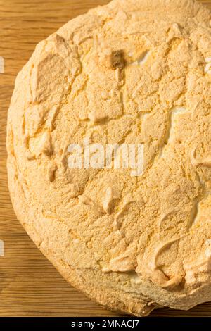 Trendiger hausgemachter Cloud Bread Snack mit Egg Whites Stockfoto