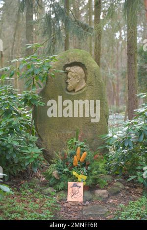 Heinrich Zille Grave, Südwestkirchhof, Bahnhofstraße, Stahnsdorf, Brandenburg, Deutschland Stockfoto