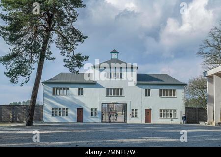 Eingangsgebäude zum Gefangenenlager Turm A, Konzentrationslager Sachsenhausen Gedenkstätte und Museum, Oranienburg, Oberhavel Bezirk, Brandenburg Stockfoto