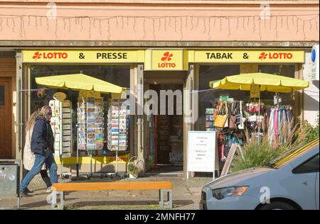 Lottoladen, Karl-Marx-Straße, Neuruppin, Ostprignitz-Ruppin County, Brandenburg, Deutschland Stockfoto