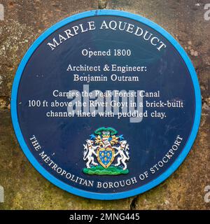 Die Marple Aquaduct-Plakette, die 1800 eröffnet wurde, ist die höchste in Großbritannien und trägt den Peak Forest Kanal über den Fluss Goyt. II wurde von entworfen Stockfoto