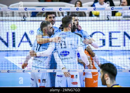 Palasport, Cisterna, Italien, 29. Januar 2023, Exultation (Top Volley Cisterna) während Top Volley Cisterna vs Valsa Group Modena - Volleyball Italienisch Stockfoto